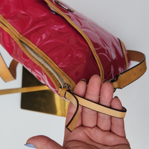 Coach Hot Pink Patent Leather Large Tote/Satchel - Picture 9 of 17